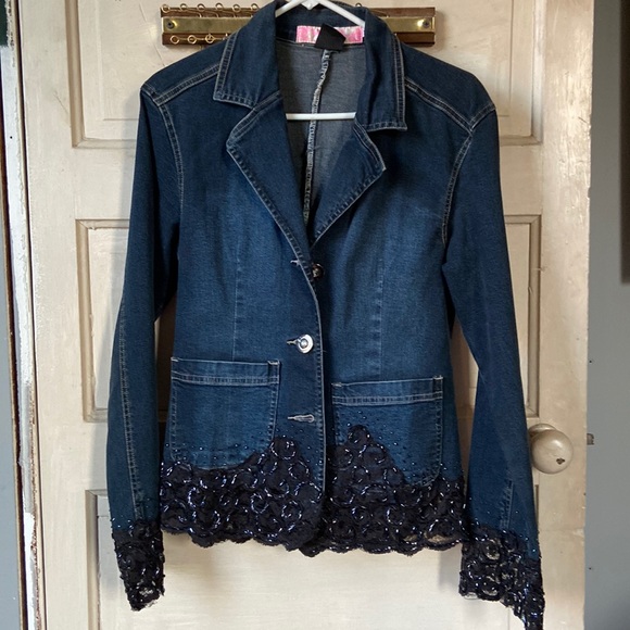 Jean jacket and jeans that are bejeweled. Size medium 6-8.